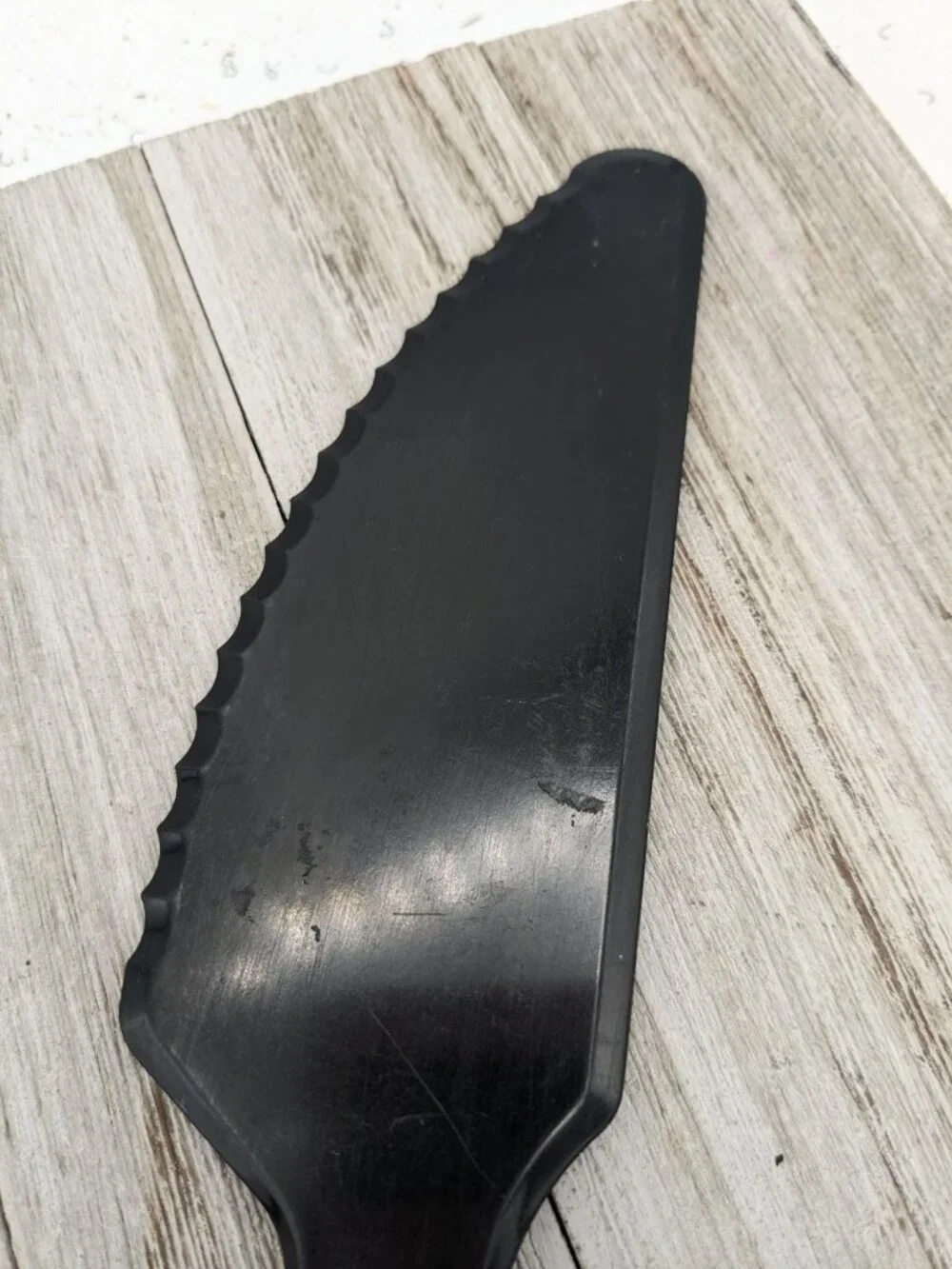 Vintage Tupperware Knife Cake Pie Slicer Server #1819 Black